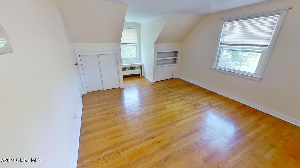 225 S Allen Street - Photo 9
