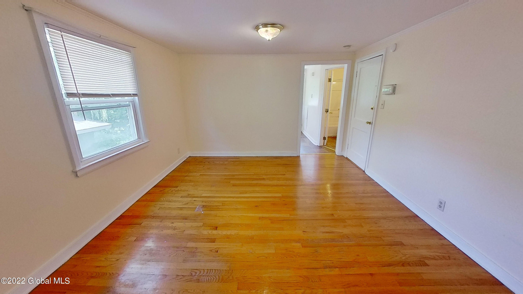 225 S Allen Street - Photo 6
