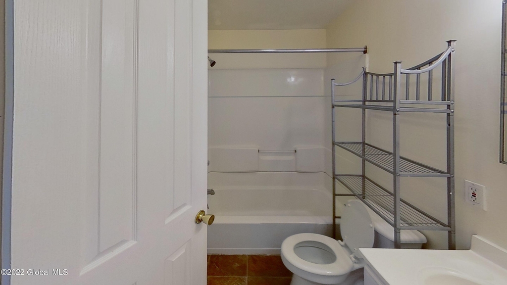 225 S Allen Street - Photo 4