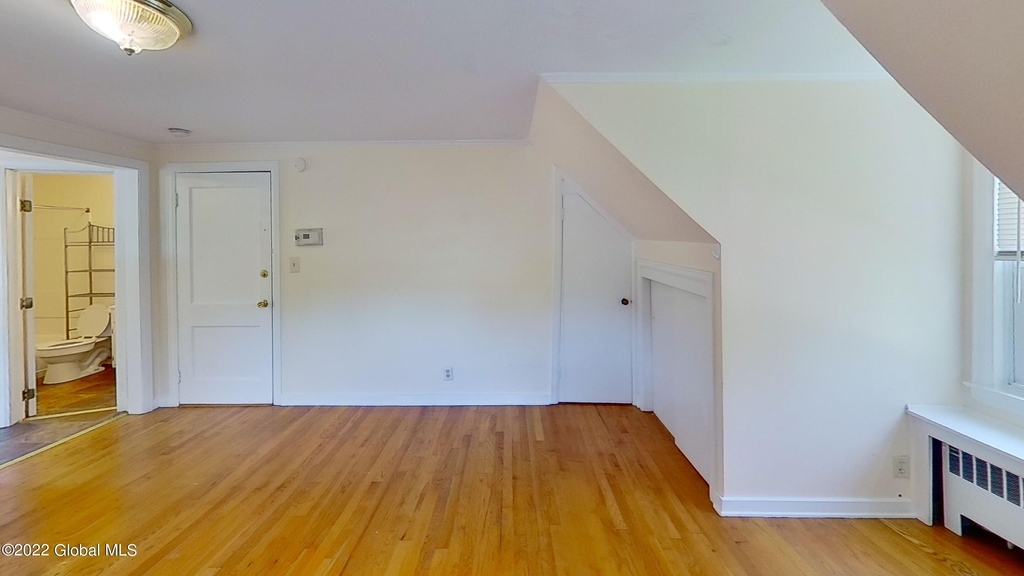 225 S Allen Street - Photo 3
