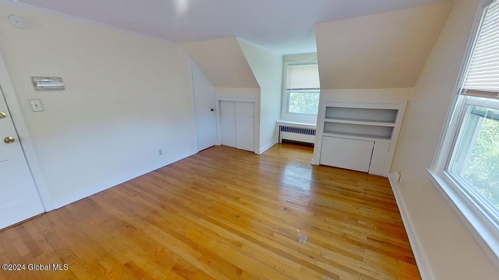 225 S Allen Street - Photo 11