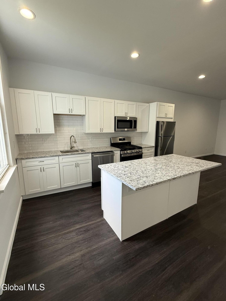 104 George Street - Photo 5