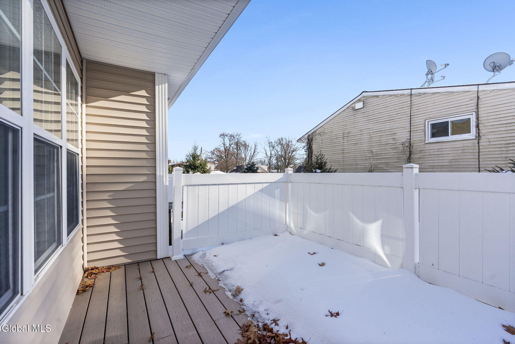2000 Curry Road - Photo 22