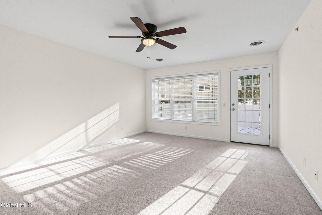 2000 Curry Road - Photo 8