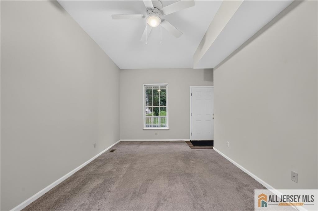 42 Main Street - Photo 5