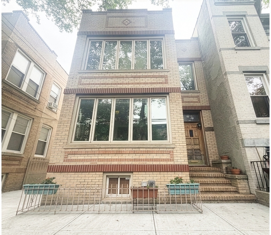 59-31 Grove Street - Photo 6