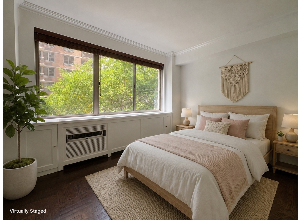 225 E 46th Street - Photo 2