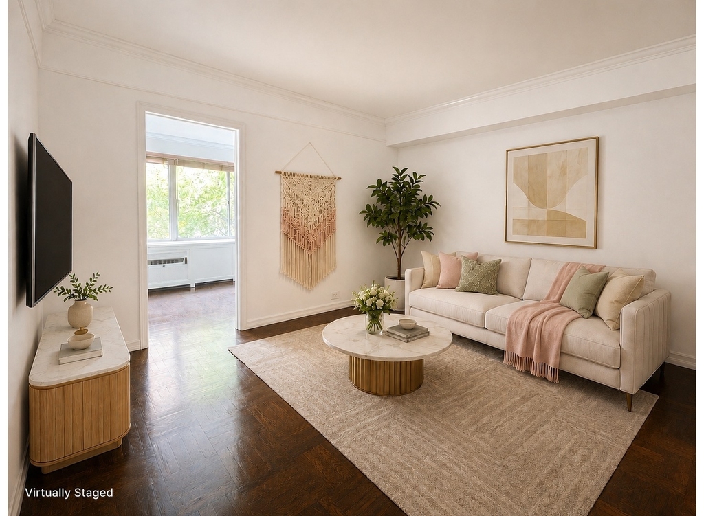 225 E 46th Street - Photo 1