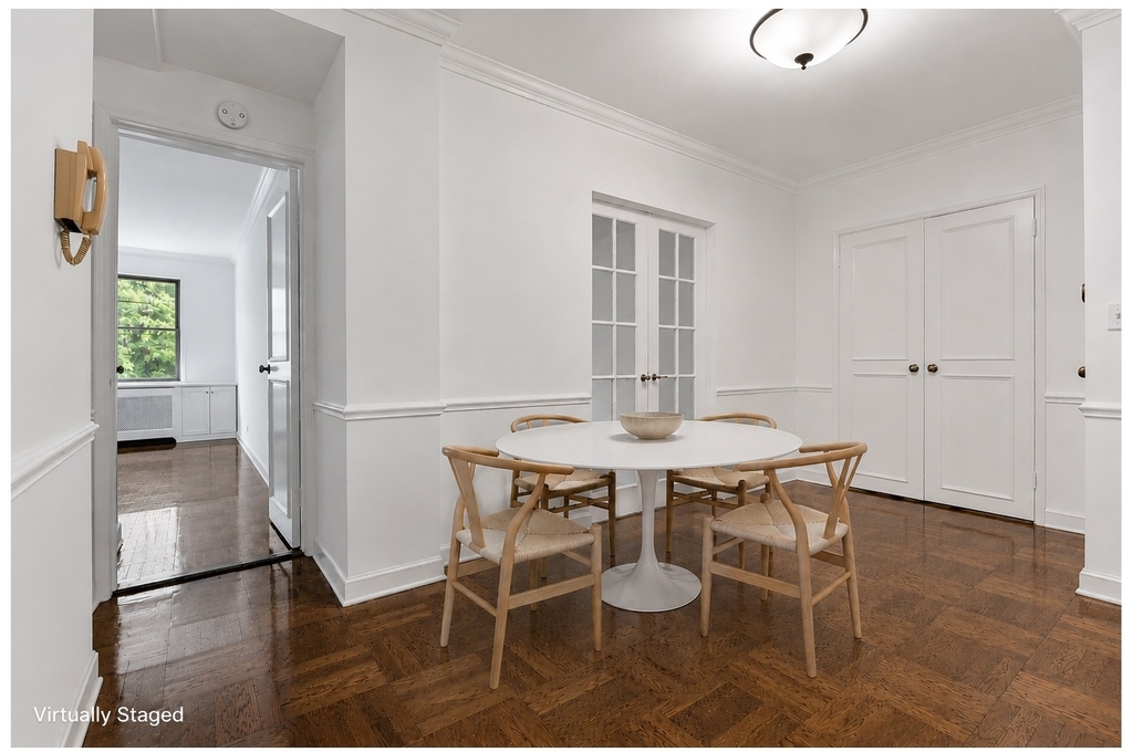 225 E 46th Street - Photo 4