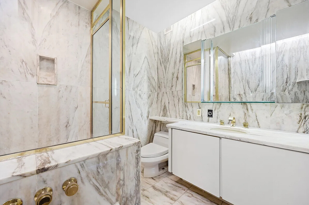 530 E 76th Street - Photo 5