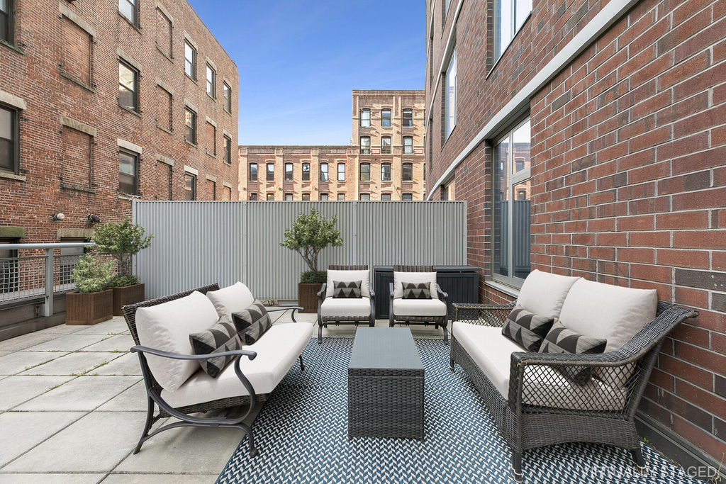 100 Jay Street - Photo 4