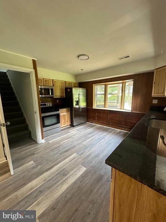 80 Westmoreland Drive - Photo 3