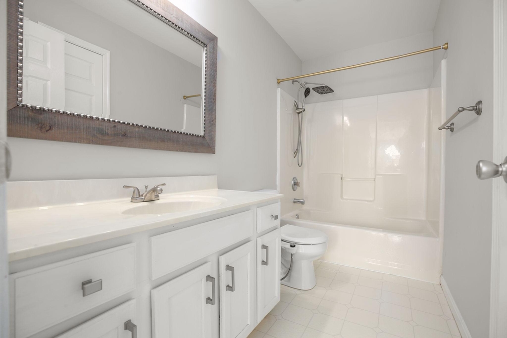 10205 N Hampton Lane - Photo 32