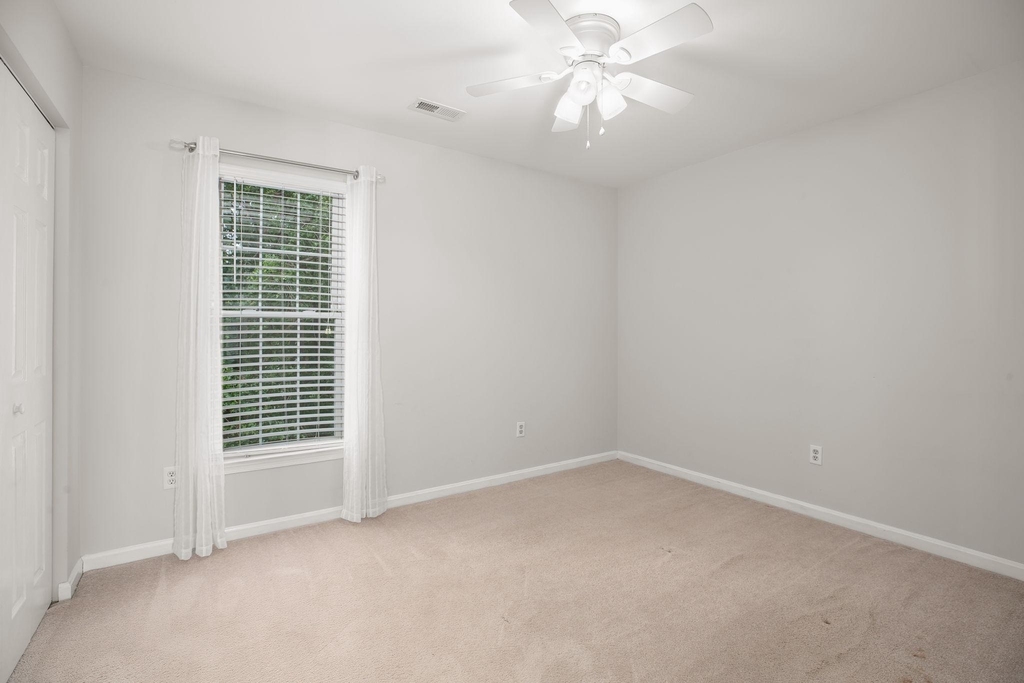 10205 N Hampton Lane - Photo 33