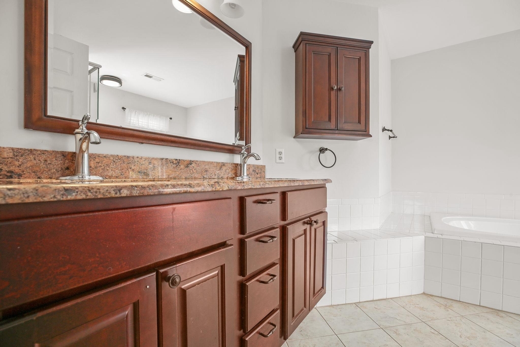 10205 N Hampton Lane - Photo 25