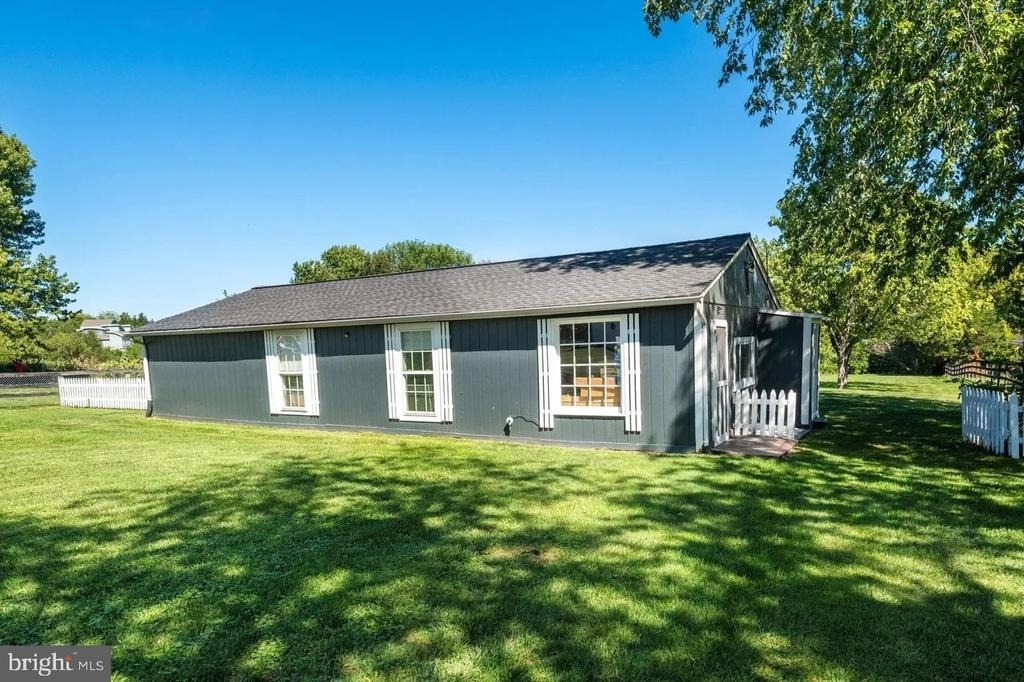 3105 James Madison Highway - Photo 3