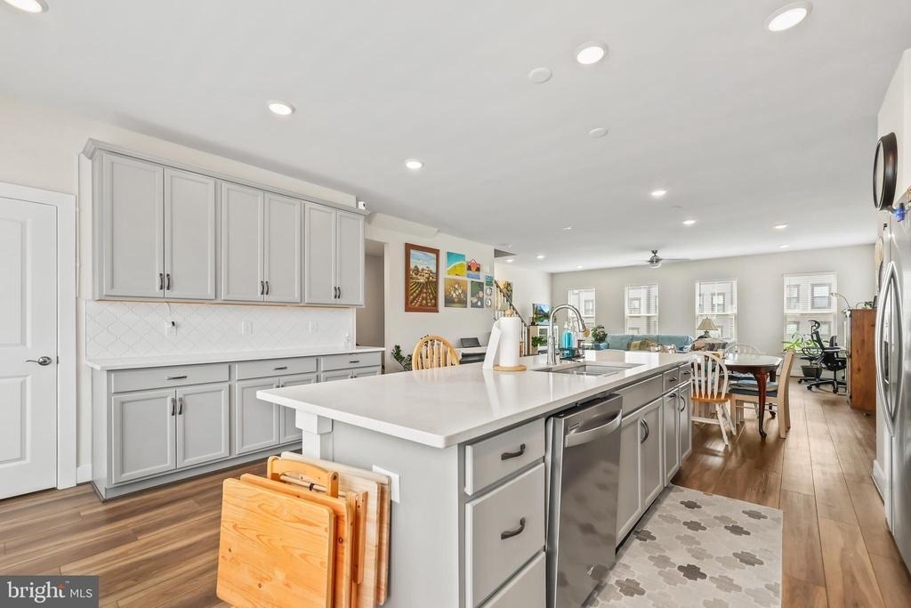 1680 Dunnington Place - Photo 12