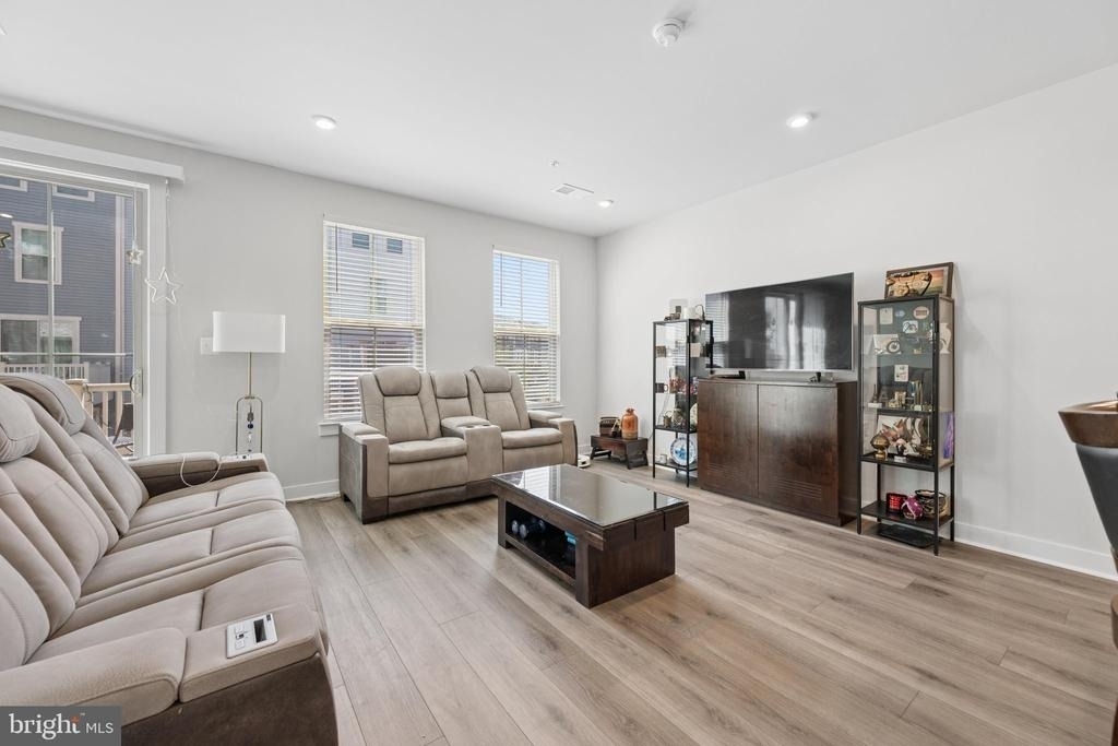 42587 Pitlochry Drive - Photo 9