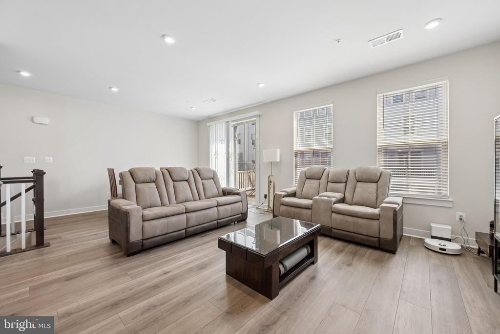 42587 Pitlochry Drive - Photo 10