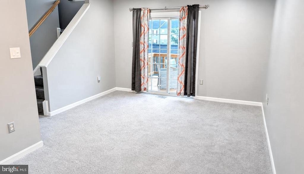 22963 Whitehall Terrace - Photo 4