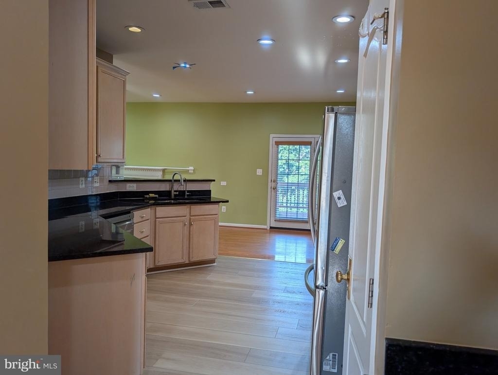 22611 Welborne Manor Square - Photo 11
