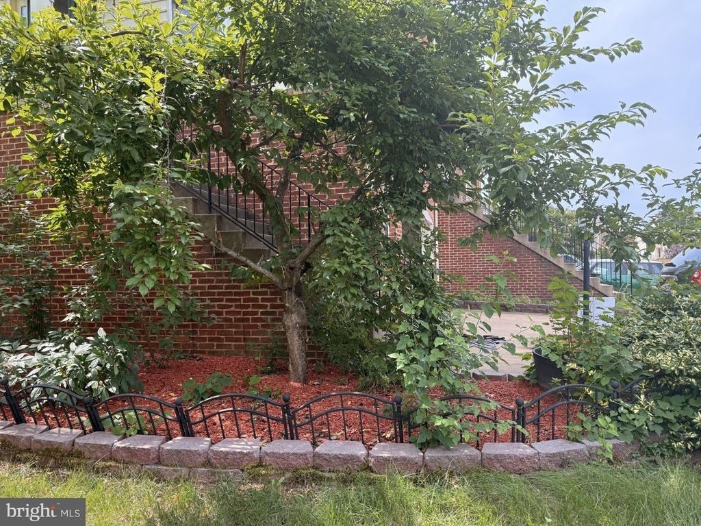 22611 Welborne Manor Square - Photo 1