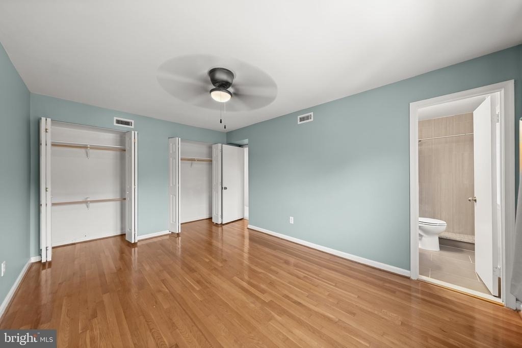 315 Center Street N - Photo 15