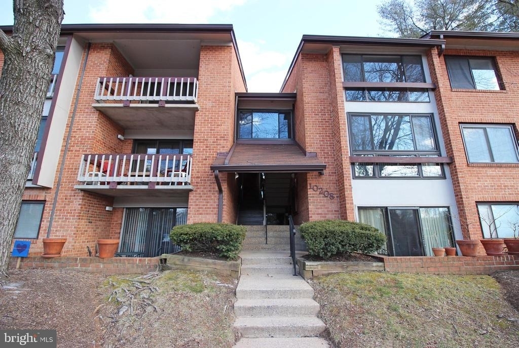 10208 Bushman Drive - Photo 0