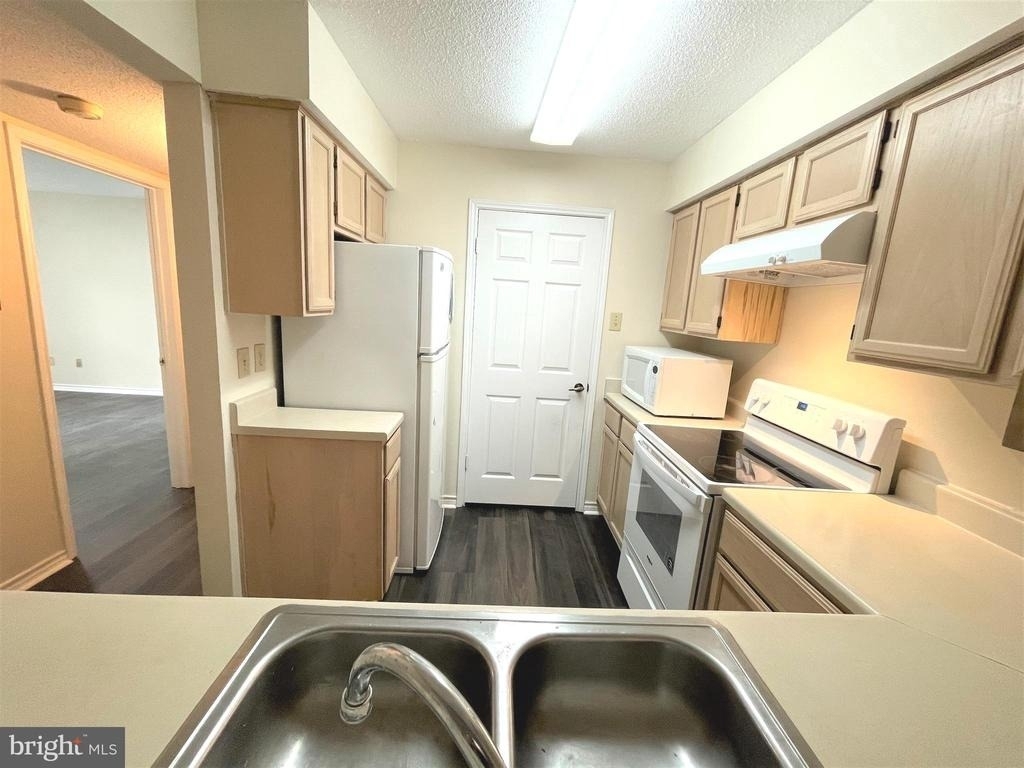 1505 Lincoln Way - Photo 16