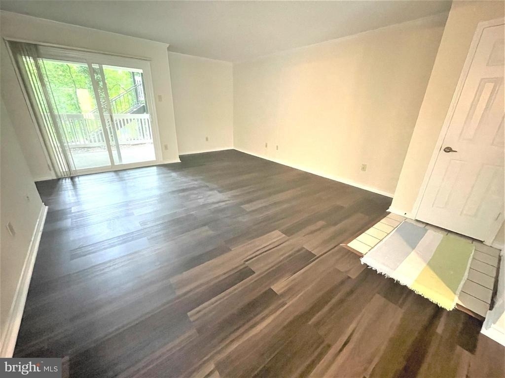 1505 Lincoln Way - Photo 9