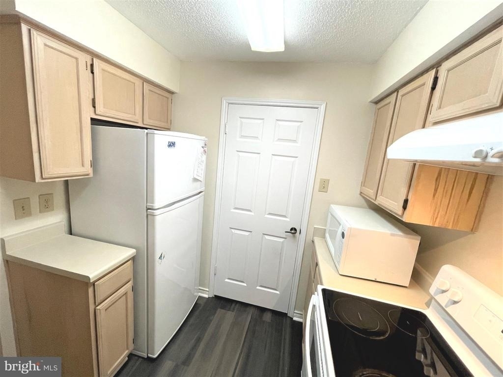 1505 Lincoln Way - Photo 15