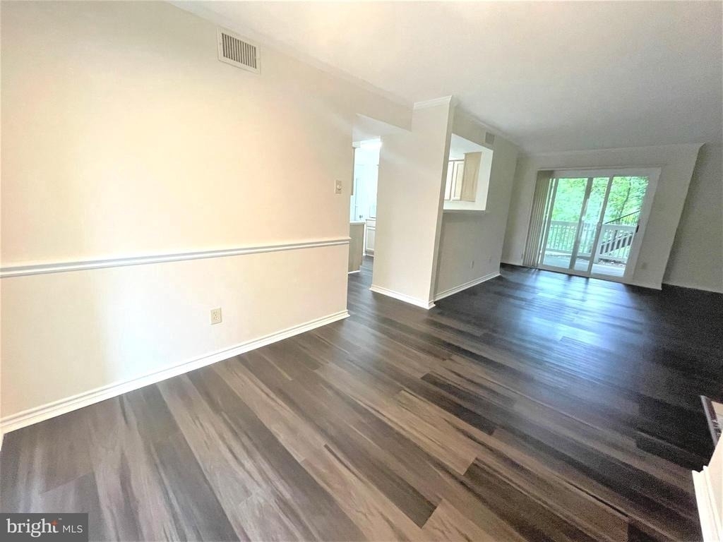 1505 Lincoln Way - Photo 11