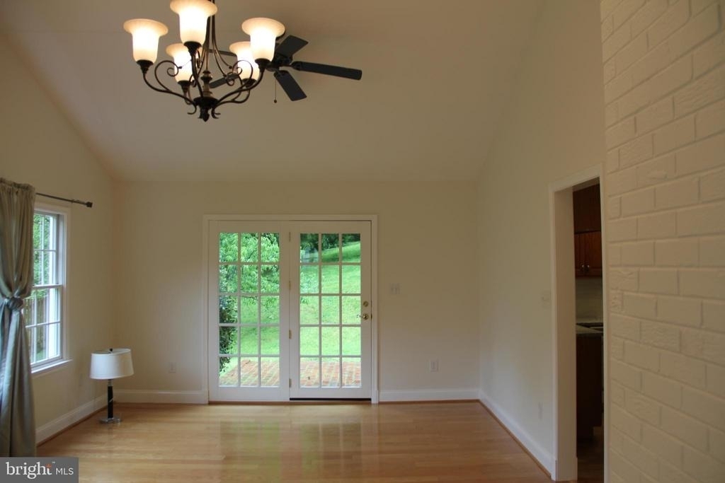 1103 Delf Drive - Photo 5