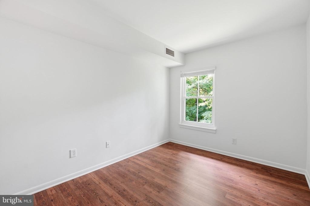11619 Stoneview Square - Photo 25
