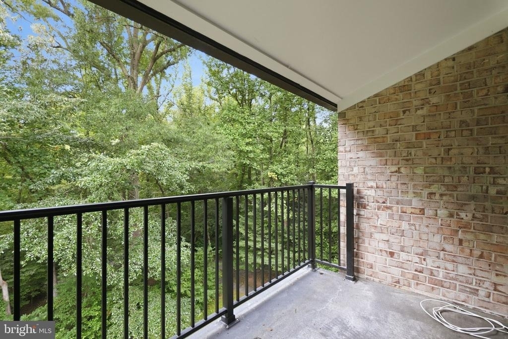 11619 Stoneview Square - Photo 11