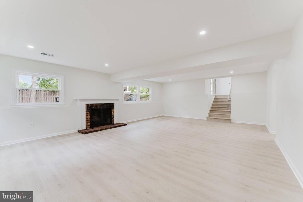 7107 Sontag Way - Photo 48