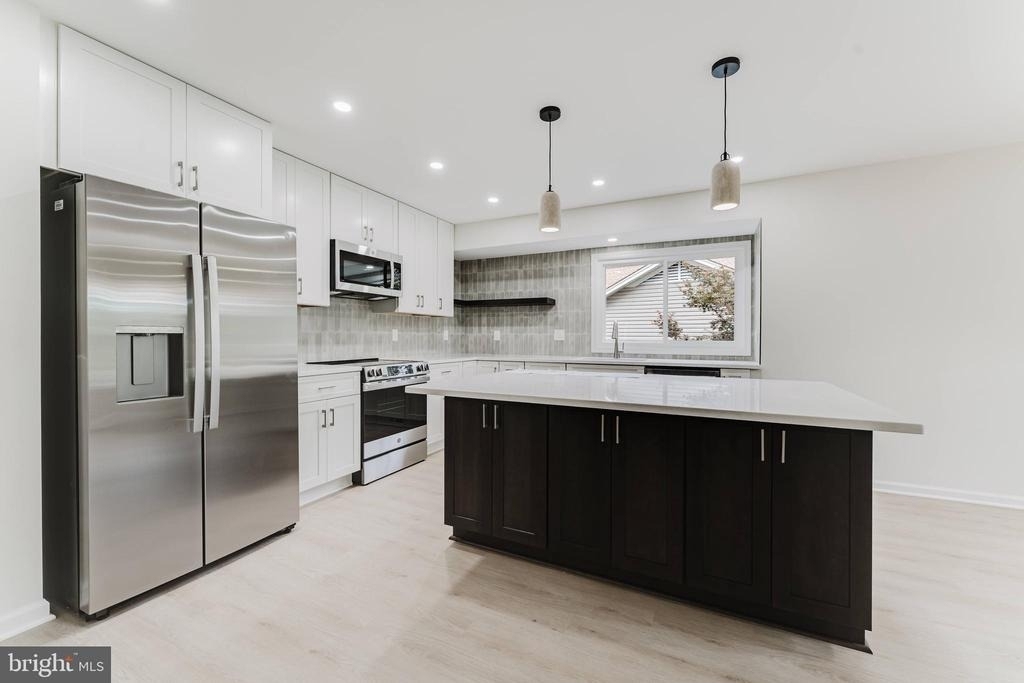 7107 Sontag Way - Photo 4