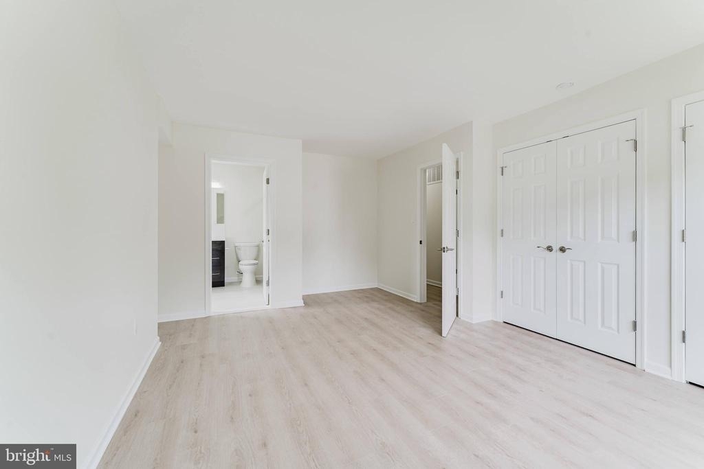 7107 Sontag Way - Photo 22