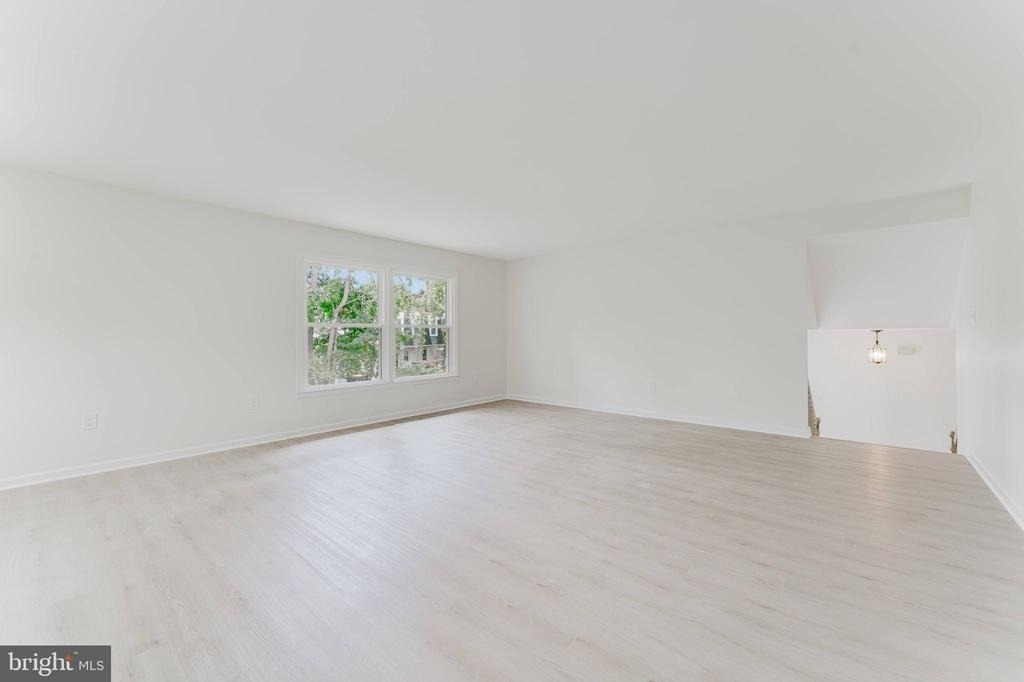 7107 Sontag Way - Photo 10