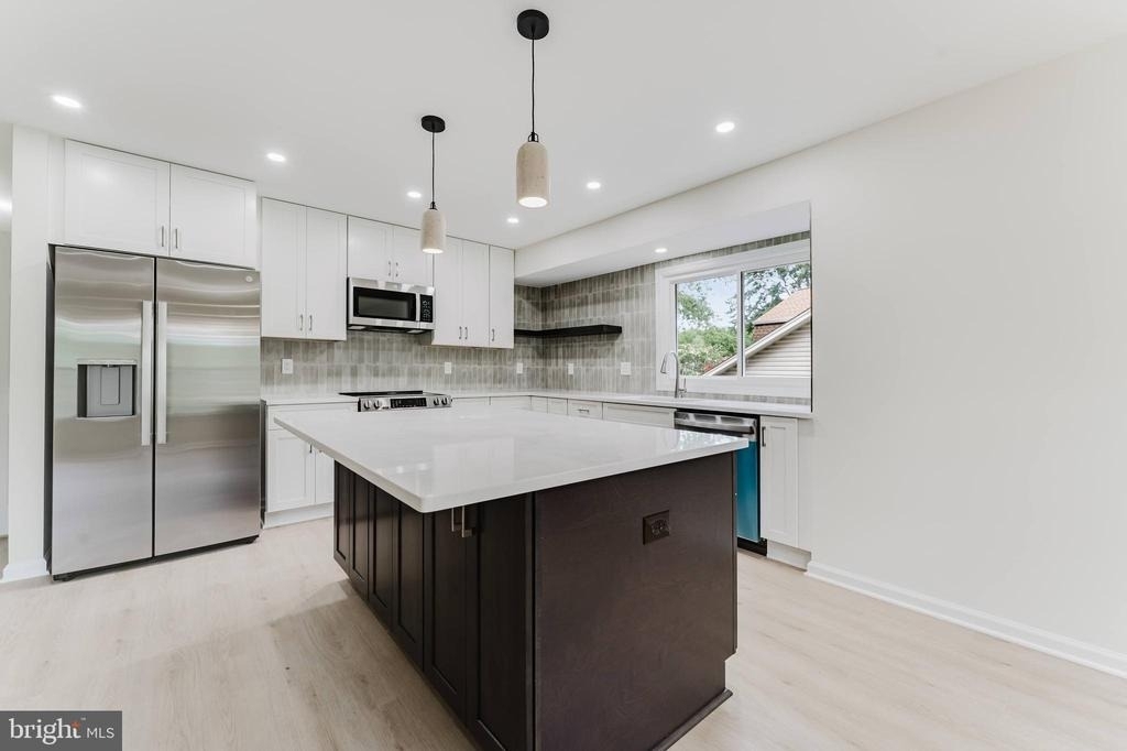7107 Sontag Way - Photo 8