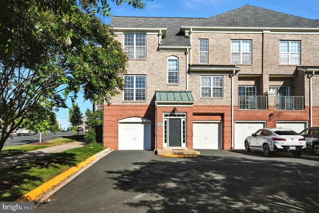 12180 Abington Hall Place - Photo 0
