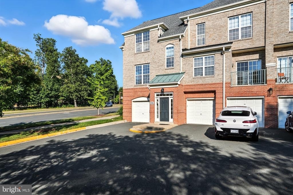 12180 Abington Hall Place - Photo 2