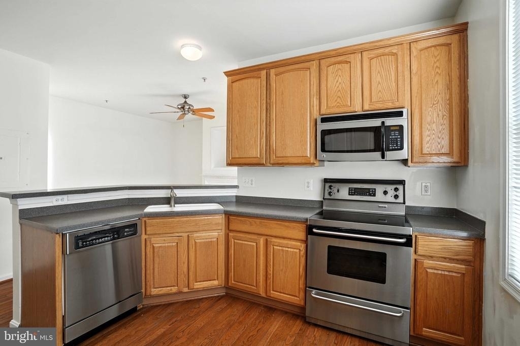 12180 Abington Hall Place - Photo 10