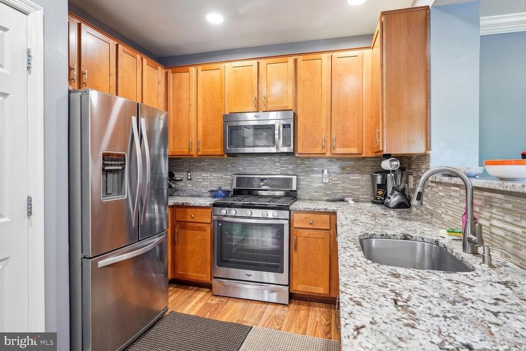 4850 Eisenhower Avenue - Photo 4