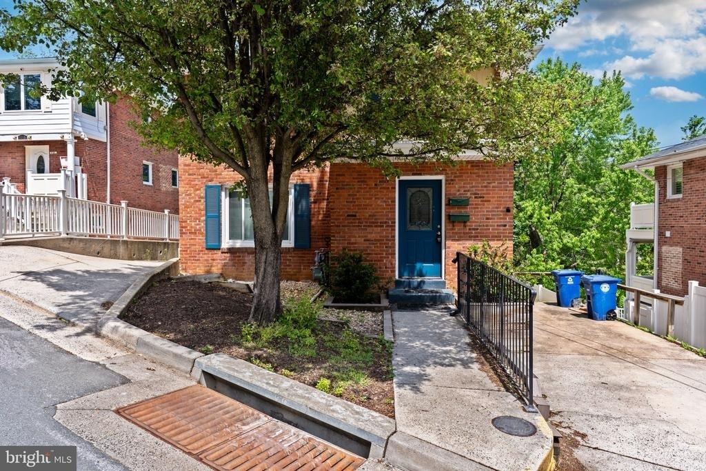 4141 21st Road N - Photo 1