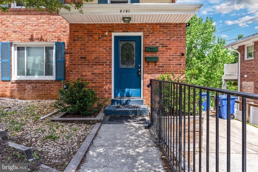 4141 21st Road N - Photo 3