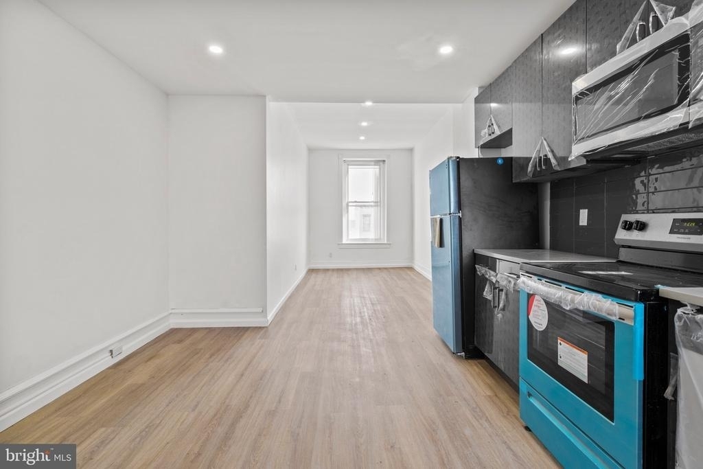 1602 S Broad Street - Photo 4