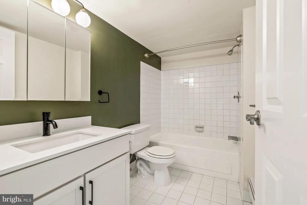 1500 Locust Street - Photo 20