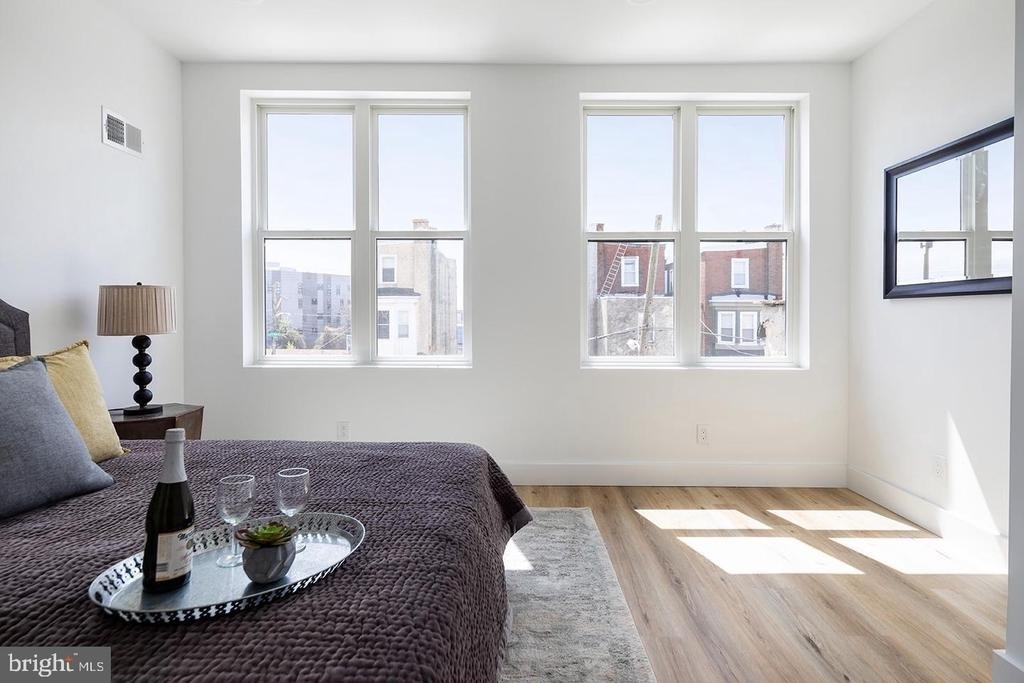 3108 Clifford Street - Photo 10