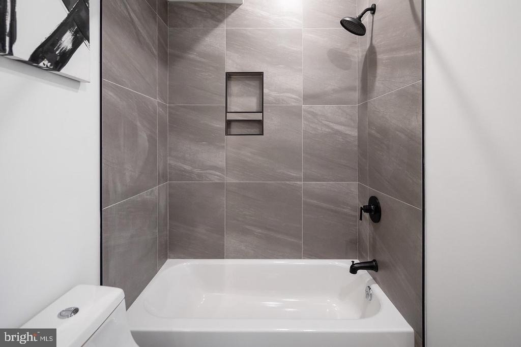3108 Clifford Street - Photo 6